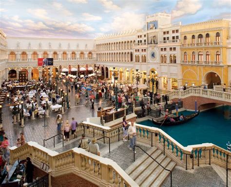 The Venetian: A Monument to Opulence and Entertainment