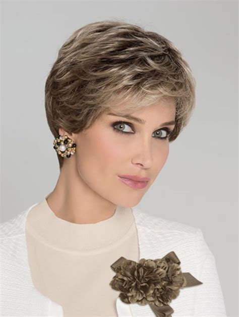 The Wavy 100% Hand-Tied Brown Short Classic Lady Wig: A Comprehensive Guide for 2025