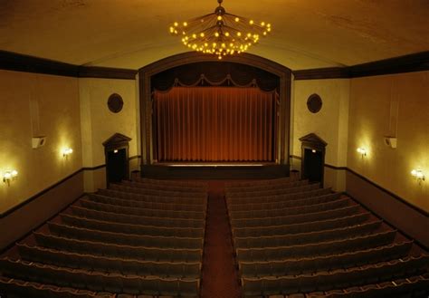 Theaters in Williamsburg, VA: Unlocking a World of Cinematic Delights