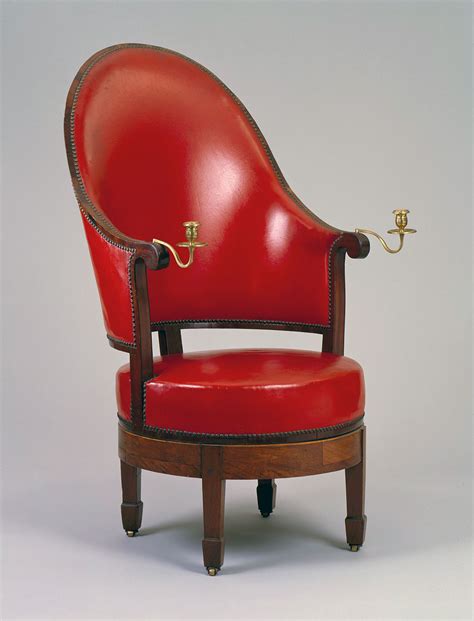 Thomas Jefferson's Revolving Armchair: A Masterpiece of Ingenuity and Innovation