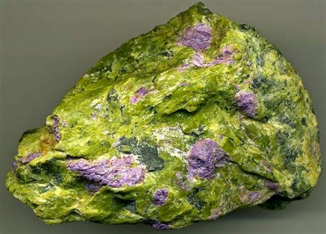 Thomas Rock: The 500-Year-Old Wonder Mineral