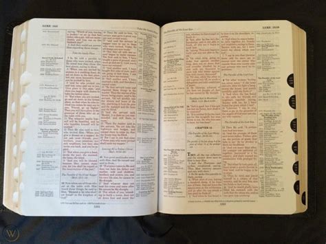 ThompsonÃ‚Â® Chain-ReferenceÃ‚Â® Bible NKJV (Black Plain) Reader