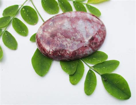 Thulite: A Stone of the Heart and Mind