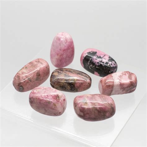 Thulite Jewelry: Discover the Enchanting World of Pink Zoisite