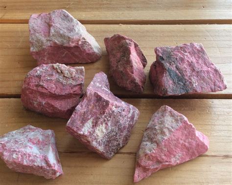 Thulite Stone: A Comprehensive Guide to the Pink of Perfection