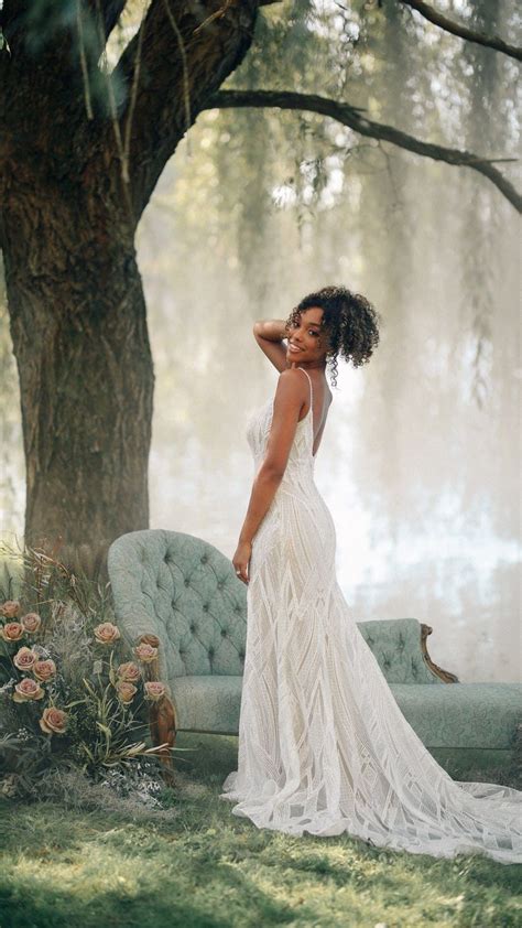 Tiana's Wedding Dress: A Fairytale Come True