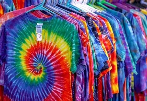 Tie-Dye Magic: The Ultimate Guide to Stylish and Sustainable Tie-Dye Tee Shirts for Women