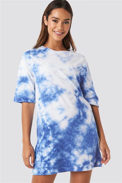 Tie-Dye Shirt Dresses: A Timeless Fashion Statement