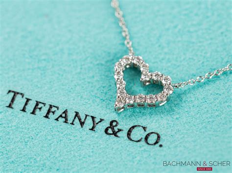 Tiffany & Co.: Um Legado de Luxo e Alta Joalheria