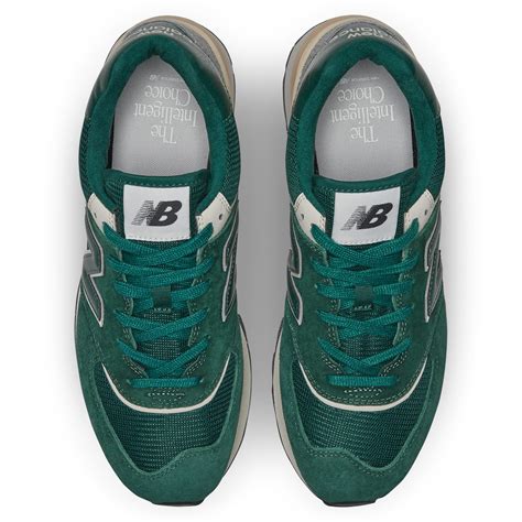 Timeless Classics: The 574 and 990