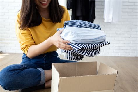 Tips for Finding Free Clothes at Donation Centers: