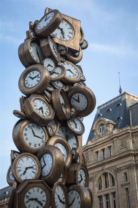 Tired of Guessing the Parisian Clock? Master Your Parisian Schedule with Our Guide to Orario di Parigi!