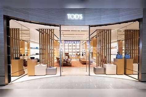 Tod's Dress Shoes: The Epitome of 555 Italian Craftsmanship