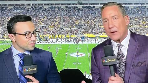 Todd Blackledge: A Gridiron Grifter and a Wall Street Wolf