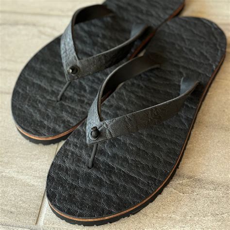 Toe Hold Flip Flops: The Ultimate Comfort and Freedom for Your Feet