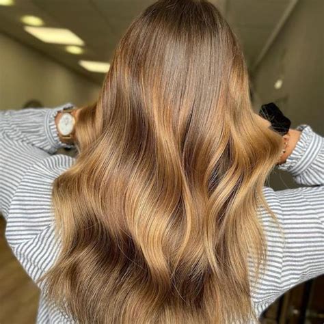 Toffee Hair Color: A Symphony of Warmth and Depth