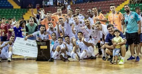 Toledo Futsal: Dominando a Arena