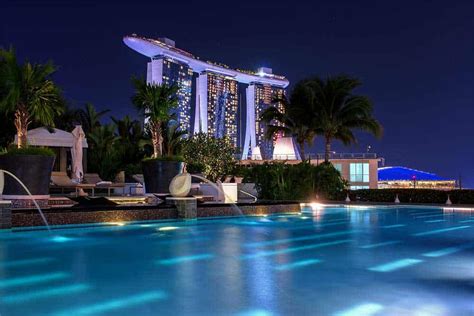 Top 10 4-Star Hotels in Singapore for an Unforgettable 2025 Getaway