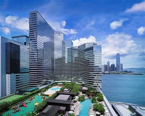 Top 10 Best Hotels to Stay in Hong Kong in 2025