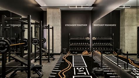 Top 5 Gym Tonic Locations in Singapore: Get Your Sweat On!