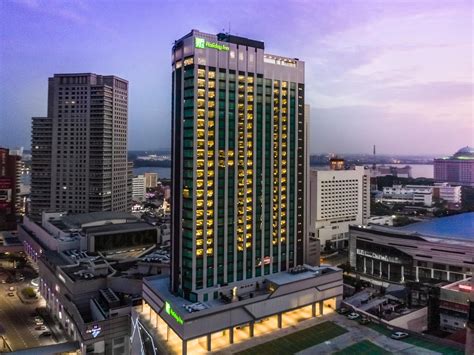 Top 5 Luxurious Accommodations for an Unforgettable 2025 Trip to Johor Bahru