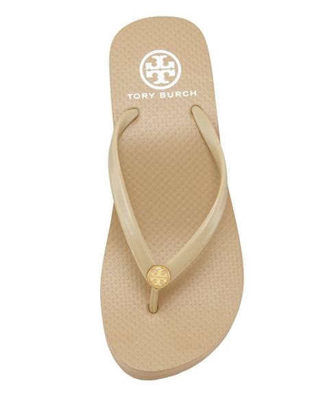 Tory Burch Rubber Flip Flops: Elevate Your Summer Style with Comfort and Versatility