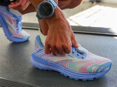 Tracking Shoes: Your Essential Guide to Performance Measurement