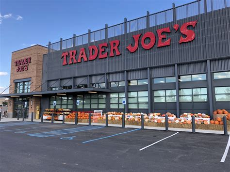 Trader Joe's Dallas West Salary: A Comprehensive Guide