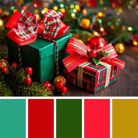 Traditional Christmas Colors: