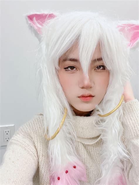 Transform into a Mesmerizing Kyubey with an Exquisite Cosplay Experience