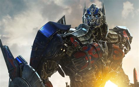 Transformers: Age of Extinction - Unlocking the Power of Optimus Prime