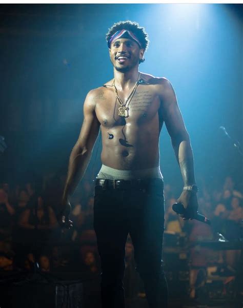 Trey Songz No Shirt: A Sight to Behold