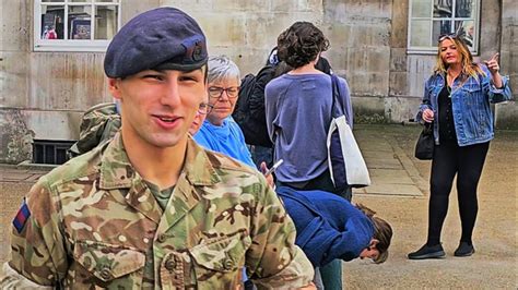 Trooper Ellis King's Guard Age: 18-Year-Old British Army Recruit Makes History