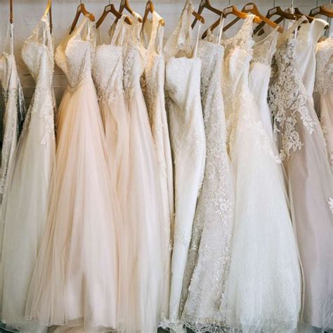 Try Before You Buy: 25,000+ Wedding Dresses Await Your Discovery