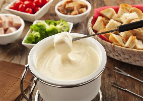 Tudo sobre Fondue de Queijo: Receitas, Dicas e Degustações