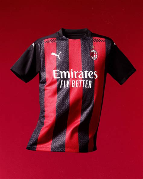 Tudo sobre a Camisa do Milan: Guia Completo para Torcedores e Colecionadores