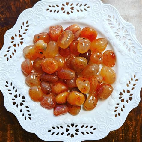 Tumbled Carnelian: The Stone of Courage and Creativity