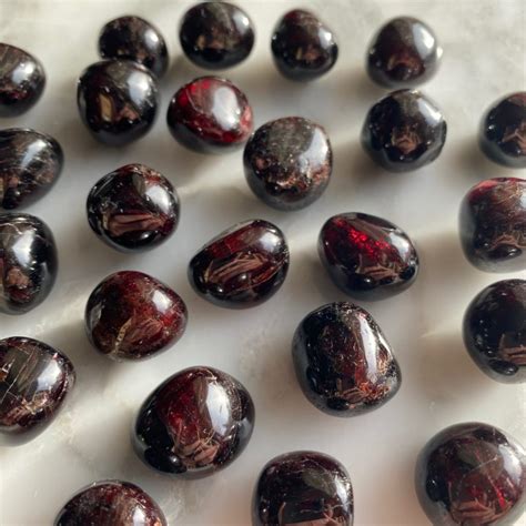 Tumbled Garnet: The Fascinating Allure of a Polished Gem