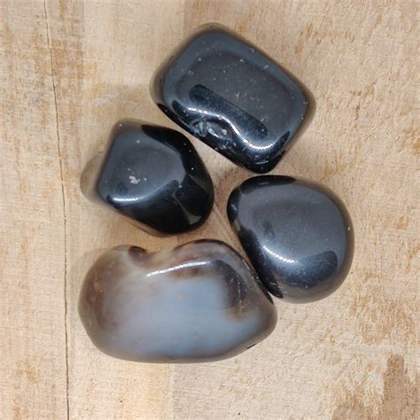 Tumbled Obsidian: A Gemstone with Mystical Allure