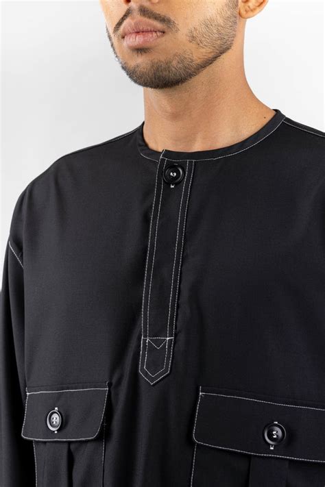 Tunic (Thawb):