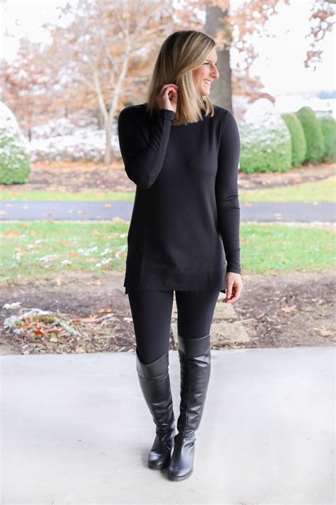 Tunic Tees: The Ultimate Pairing for Leggings