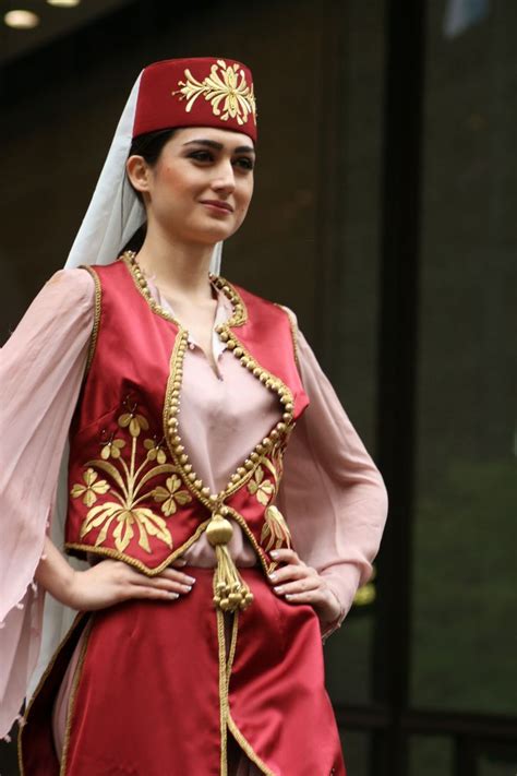 Turkish Shirts for Women: A Timeless Fashion Statement