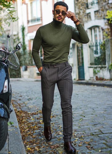 Turtleneck Dress Shirt: A Versatile and Stylish Wardrobe Essential