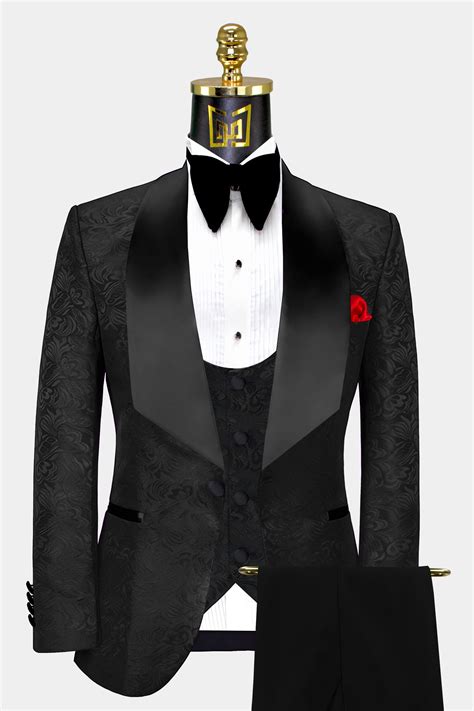 Tuxedo Outfit: