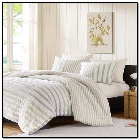 Twin XL Bedspreads: A Guide to Finding the Perfect One for Your Dorm or Apartment