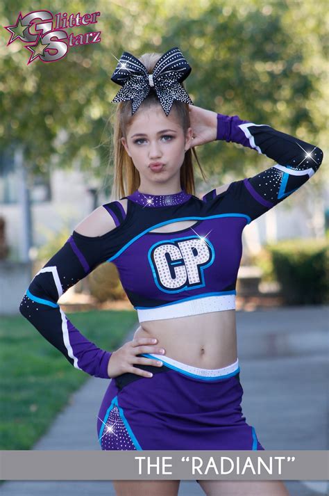 Types of Cheerleading Outfits