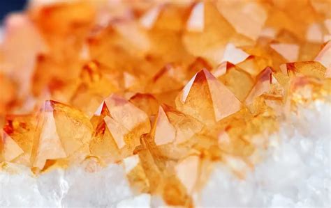 Types of Citrine Crystal Formations