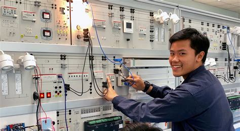 Types of Electrical Courses in Singapore