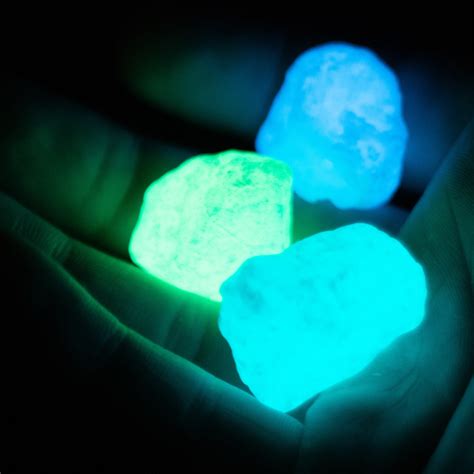 Types of Glow in the Dark Gemstones