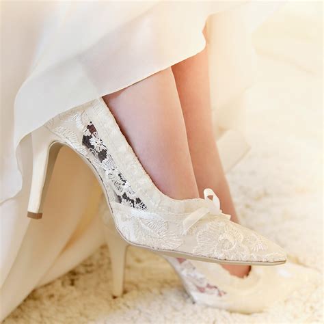 Types of Ivory Wedding Shoes